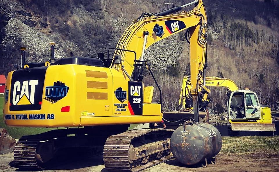ULEBERG OG TRYDAL MASKIN AS